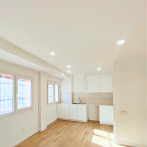 Cambio de uso de local a vivienda Travessera de Gràcia